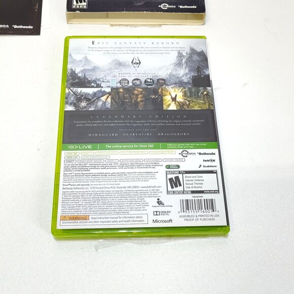 The Elder Scrolls V: Skyrim Legendary Edition Xbox 360 2-Disc Set W/ Booklet - Picture 7 of 8